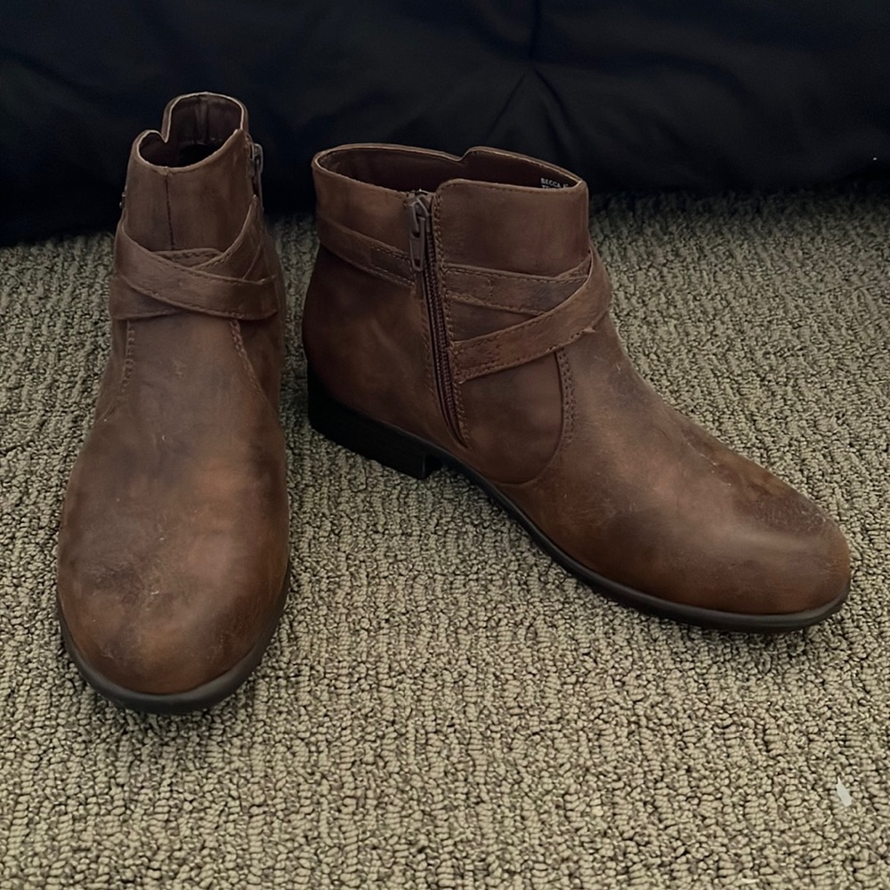 Ankle boots